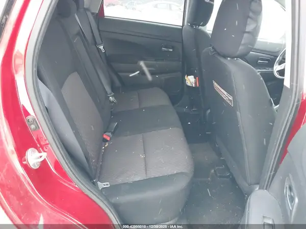 JA4AR3AU2HZ011189 2017 MITSUBISHI OUTLANDER - Image 8