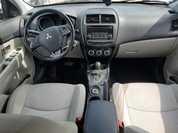 JA4AR3AU2HZ016022 2017 MITSUBISHI OUTLANDER - Image 8