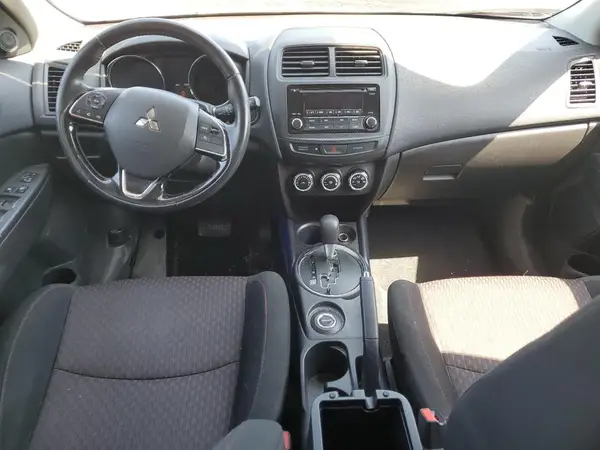 JA4AR3AU2HZ019728 2017 MITSUBISHI OUTLANDER - Image 8