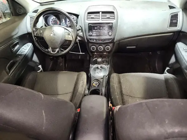 JA4AR3AU2HZ020958 2017 MITSUBISHI OUTLANDER - Image 8
