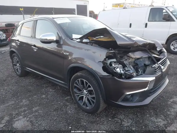 JA4AR3AU2HZ022080 2017 MITSUBISHI OUTLANDER - Image 1