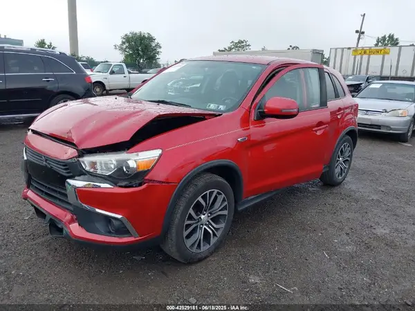 JA4AR3AU2HZ023973 2017 MITSUBISHI OUTLANDER - Image 2