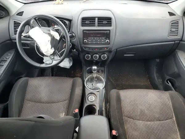 JA4AR3AU2HZ028543 2017 MITSUBISHI OUTLANDER - Image 8