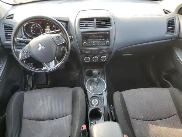 JA4AR3AU2HZ031961 2017 MITSUBISHI OUTLANDER - Image 8