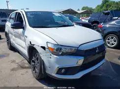 JA4AR3AU2HZ032415 2017 MITSUBISHI OUTLANDER