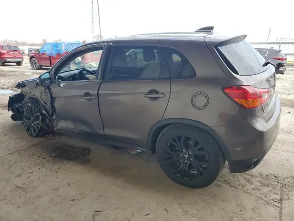 JA4AR3AU2HZ037923 2017 MITSUBISHI OUTLANDER - Image 2