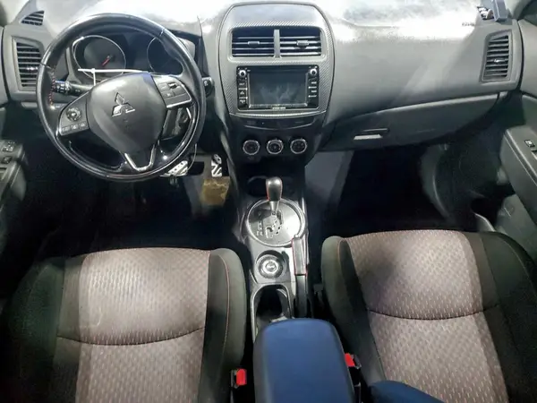 JA4AR3AU2HZ038523 2017 MITSUBISHI OUTLANDER - Image 8