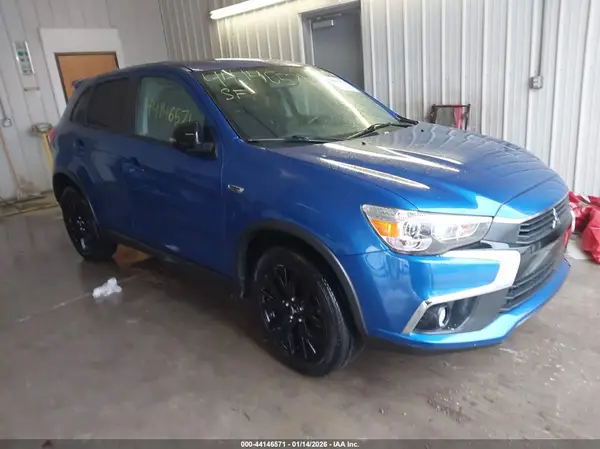JA4AR3AU2HZ038926 2017 MITSUBISHI OUTLANDER - Image 1