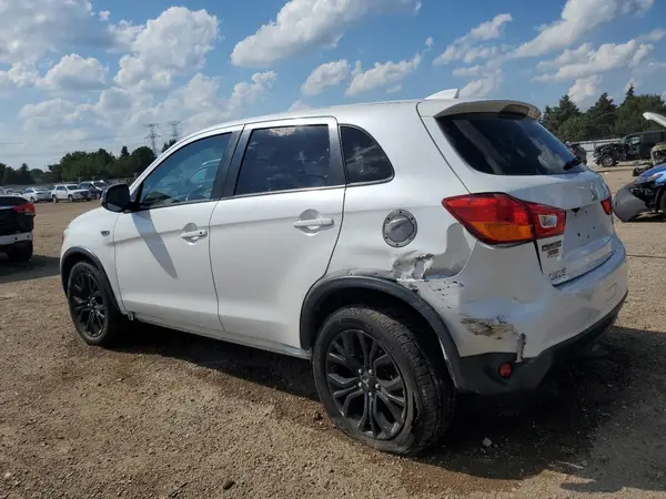 JA4AR3AU2HZ039526 2017 MITSUBISHI OUTLANDER - Image 2