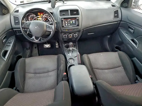 JA4AR3AU2HZ044659 2017 MITSUBISHI OUTLANDER - Image 8