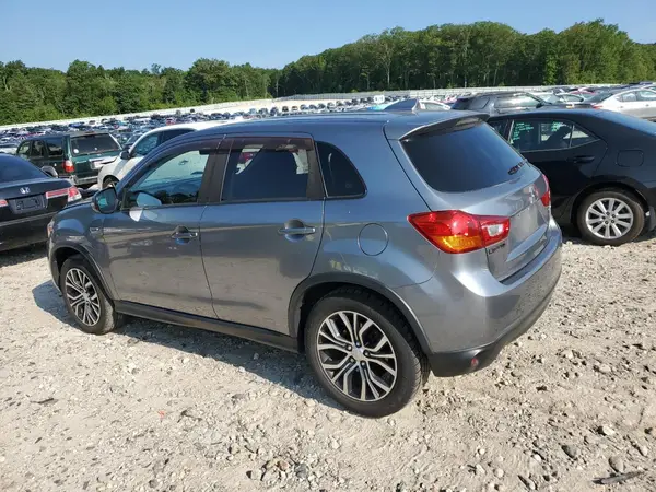 JA4AR3AU2HZ051563 2017 MITSUBISHI OUTLANDER - Image 2
