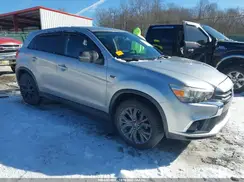 JA4AR3AU2JU008800 2018 MITSUBISHI OUTLANDER