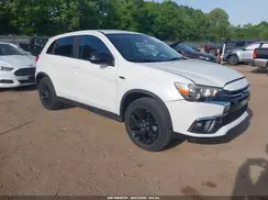 JA4AR3AU2JU008893 2018 MITSUBISHI OUTLANDER