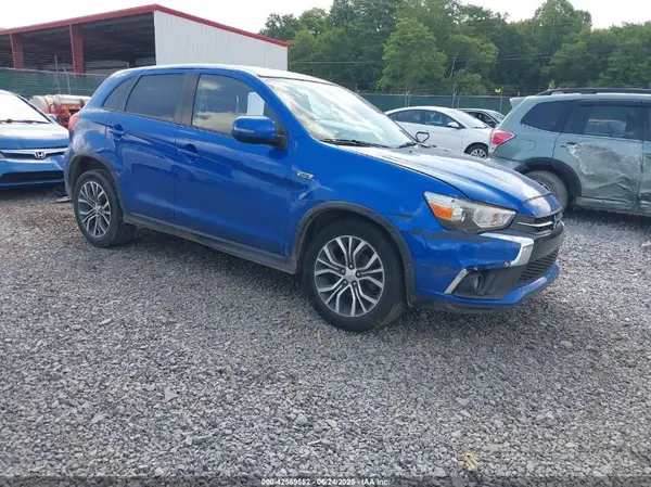 JA4AR3AU2JU016444 2018 MITSUBISHI OUTLANDER - Image 1