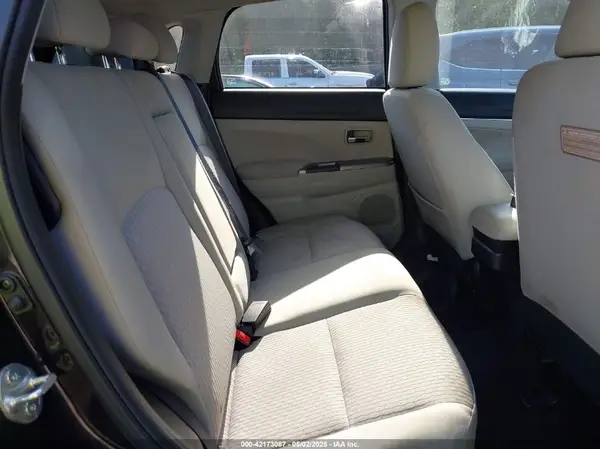 JA4AR3AU2JZ003194 2018 MITSUBISHI OUTLANDER - Image 8