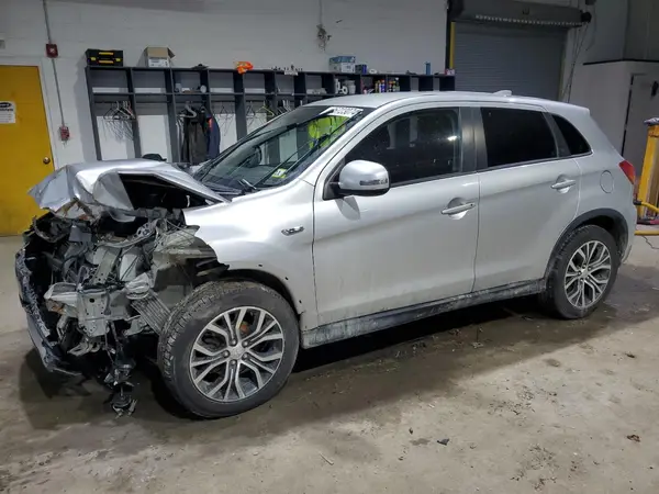 JA4AR3AU2JZ029021 2018 MITSUBISHI OUTLANDER - Image 1
