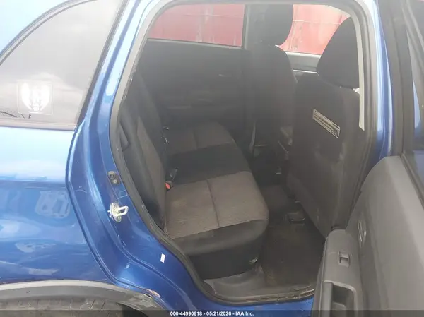 JA4AR3AU2JZ029424 2018 MITSUBISHI OUTLANDER - Image 8