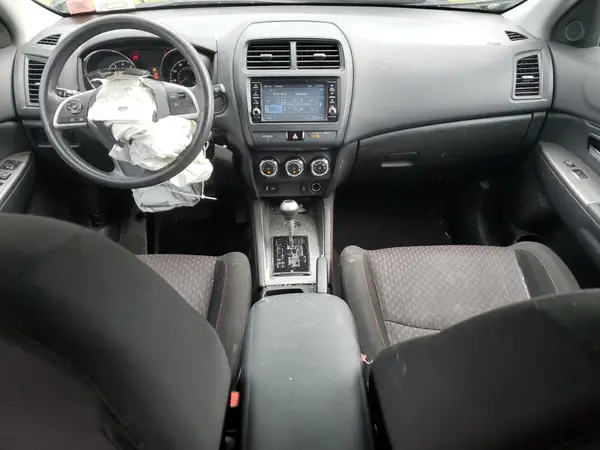 JA4AR3AU2KU004831 2019 MITSUBISHI OUTLANDER - Image 8
