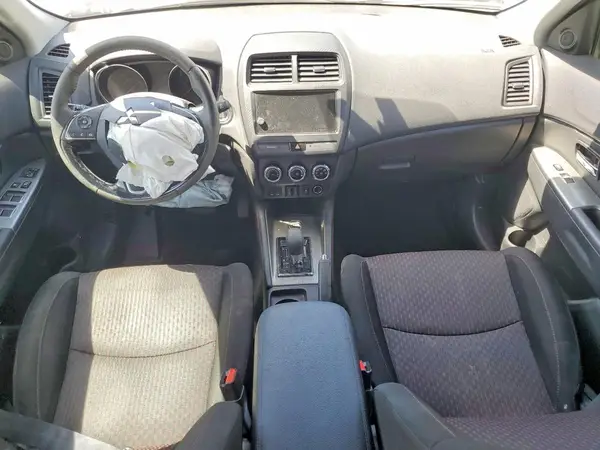 JA4AR3AU2KU012895 2019 MITSUBISHI OUTLANDER - Image 8
