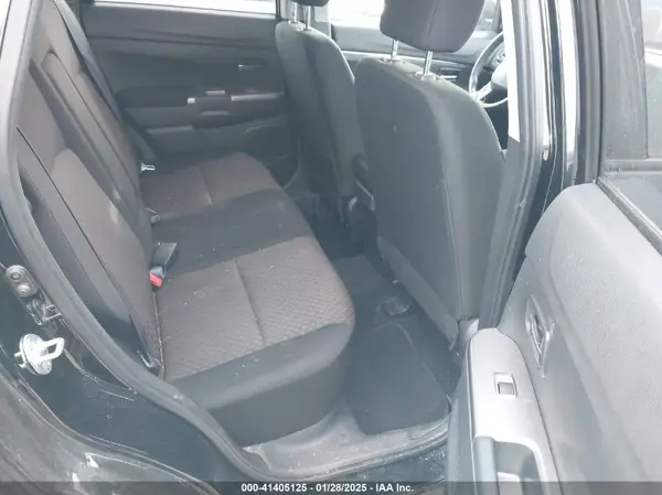 JA4AR3AU2KU015960 2019 MITSUBISHI OUTLANDER - Image 8