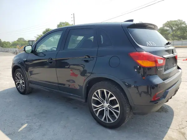 JA4AR3AU2KU018406 2019 MITSUBISHI OUTLANDER - Image 2