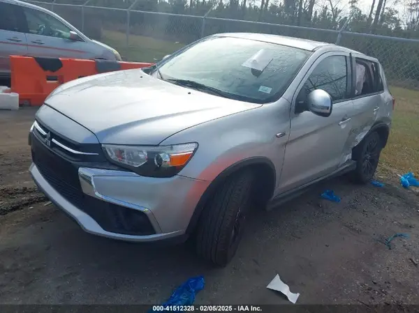 JA4AR3AU2KU022598 2019 MITSUBISHI OUTLANDER - Image 2