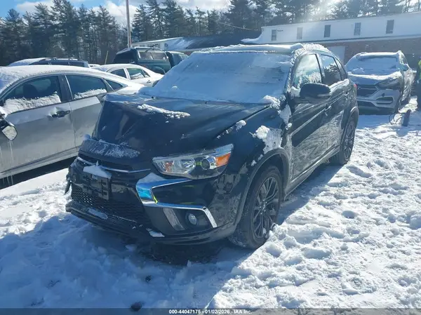 JA4AR3AU2KU024674 2019 MITSUBISHI OUTLANDER - Image 2