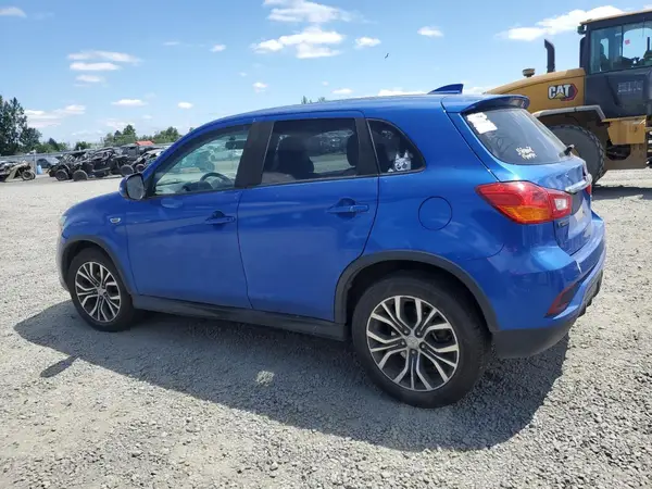 JA4AR3AU2KU027560 2019 MITSUBISHI OUTLANDER - Image 2