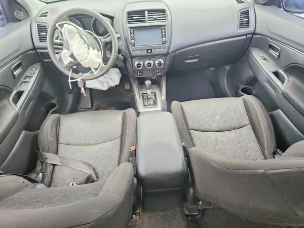 JA4AR3AU2LU006886 2020 MITSUBISHI OUTLANDER - Image 8