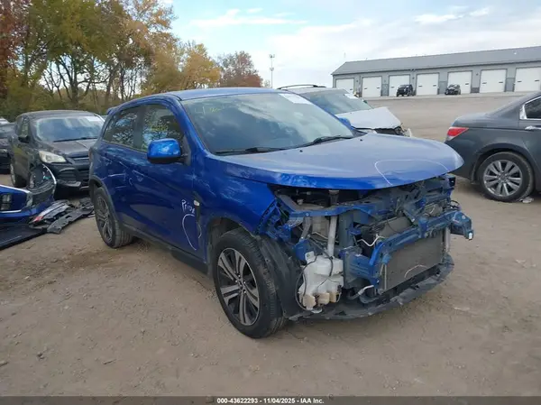 JA4AR3AU2LU013594 2020 MITSUBISHI OUTLANDER - Image 1