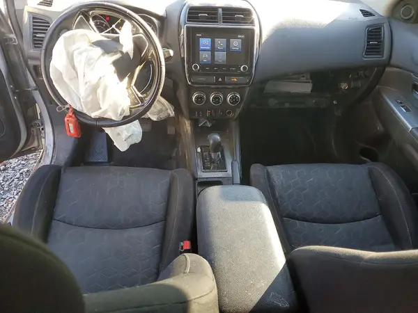 JA4AR3AU2LU022246 2020 MITSUBISHI OUTLANDER - Image 8