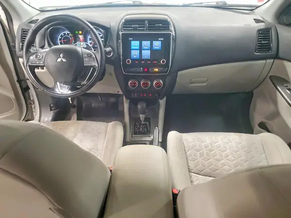 JA4AR3AU2LU022425 2020 MITSUBISHI OUTLANDER - Image 8