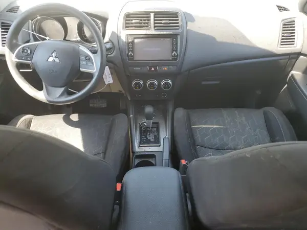 JA4AR3AU2LU025986 2020 MITSUBISHI OUTLANDER - Image 8