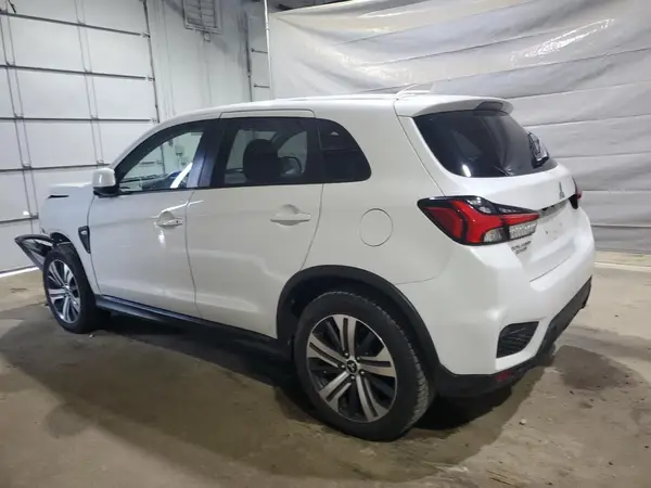 JA4AR3AU2LU027527 2020 MITSUBISHI OUTLANDER - Image 2