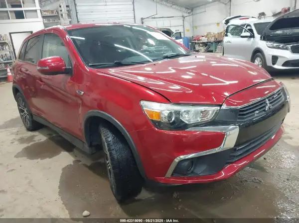 JA4AR3AU3GZ023947 2016 MITSUBISHI OUTLANDER - Image 1