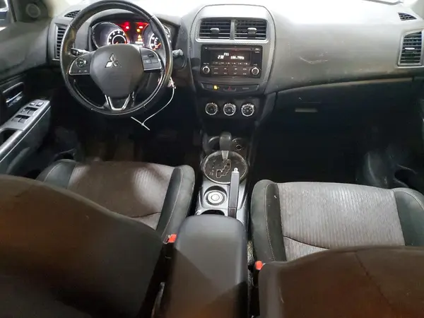 JA4AR3AU3HZ009404 2017 MITSUBISHI OUTLANDER - Image 8