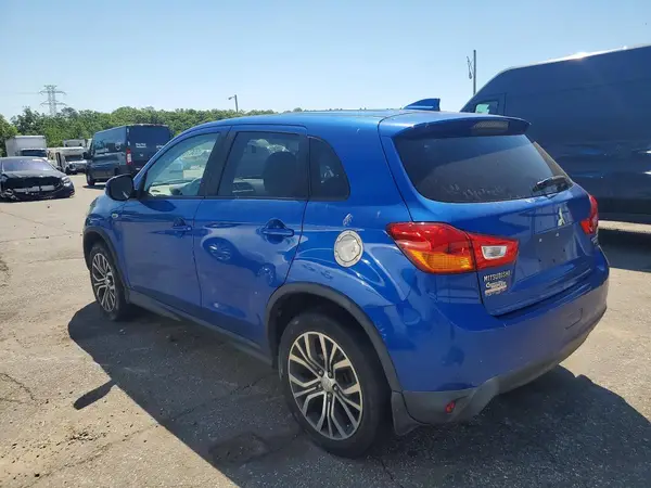 JA4AR3AU3HZ010987 2017 MITSUBISHI OUTLANDER - Image 2
