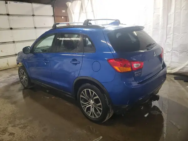 JA4AR3AU3HZ011170 2017 MITSUBISHI OUTLANDER - Image 2