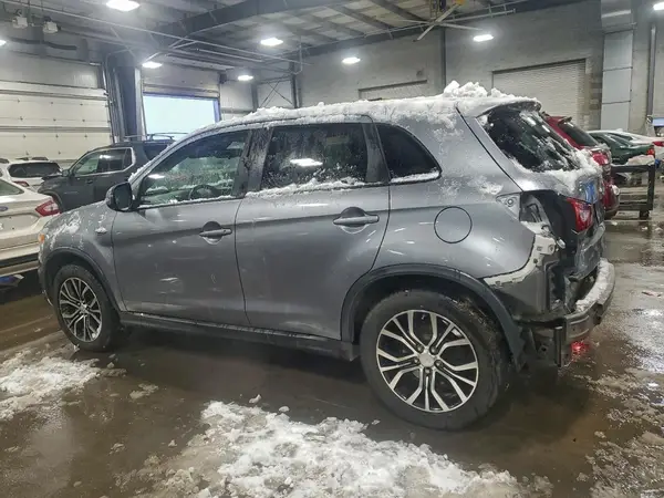 JA4AR3AU3HZ014005 2017 MITSUBISHI OUTLANDER - Image 2