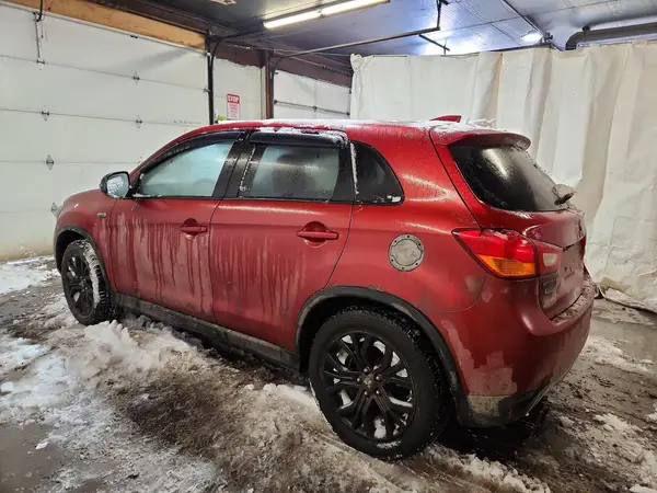 JA4AR3AU3HZ033766 2017 MITSUBISHI OUTLANDER - Image 2