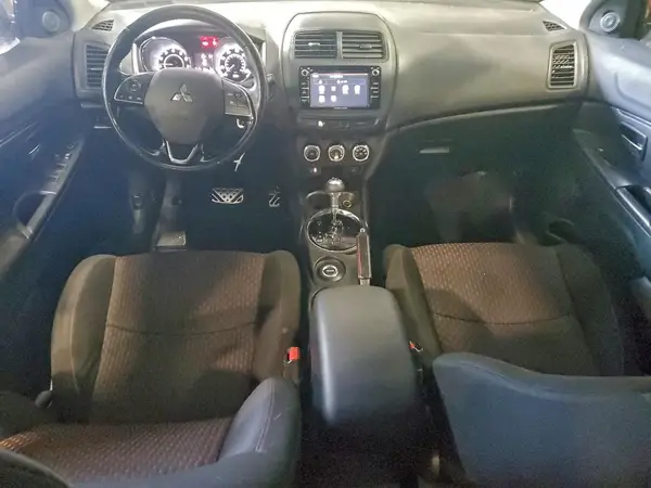 JA4AR3AU3HZ042161 2017 MITSUBISHI OUTLANDER - Image 8