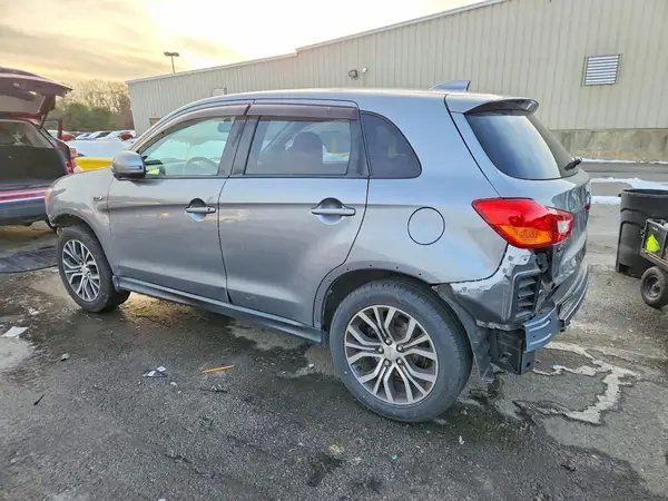 JA4AR3AU3HZ051488 2017 MITSUBISHI OUTLANDER - Image 2