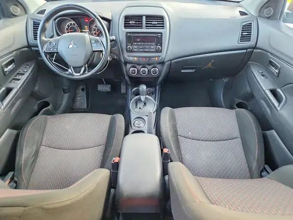 JA4AR3AU3HZ051488 2017 MITSUBISHI OUTLANDER - Image 8