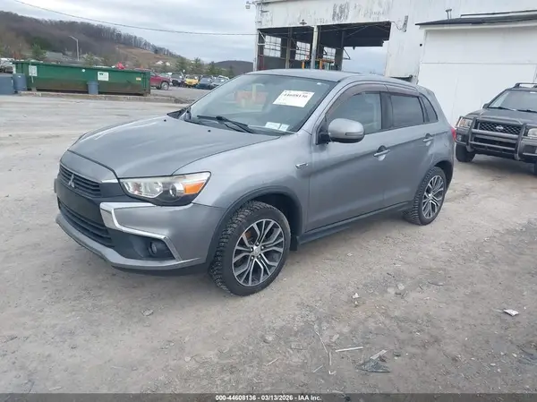 JA4AR3AU3HZ055265 2017 MITSUBISHI OUTLANDER - Image 2