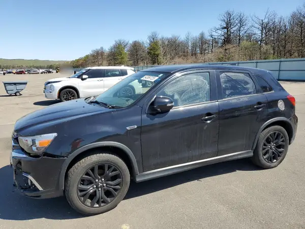 JA4AR3AU3JU003766 2018 MITSUBISHI OUTLANDER - Image 1