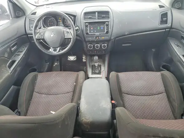 JA4AR3AU3JU009616 2018 MITSUBISHI OUTLANDER - Image 8