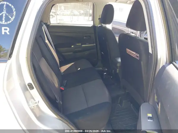 JA4AR3AU3JU016579 2018 MITSUBISHI OUTLANDER - Image 8