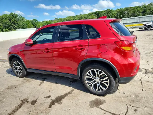 JA4AR3AU3JZ013474 2018 MITSUBISHI OUTLANDER - Image 2
