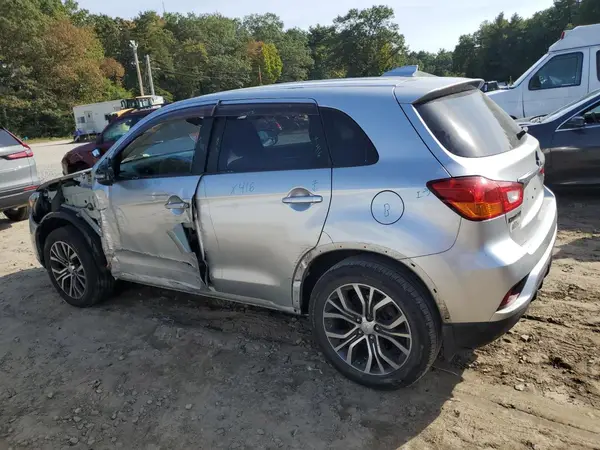 JA4AR3AU3JZ026435 2018 MITSUBISHI OUTLANDER - Image 2