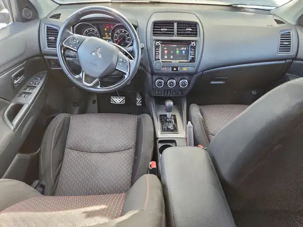 JA4AR3AU3JZ029416 2018 MITSUBISHI OUTLANDER - Image 8